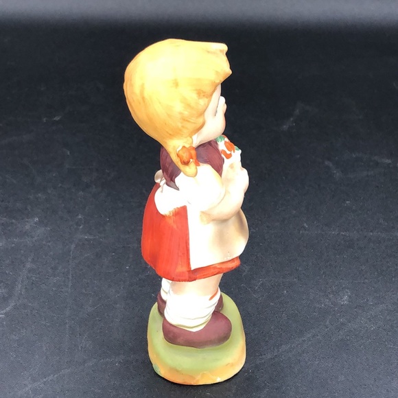 Vintage Napcoware NAPCO Hummel Style Ceramic Girl Figurines C7118. - Picture 9 of 10